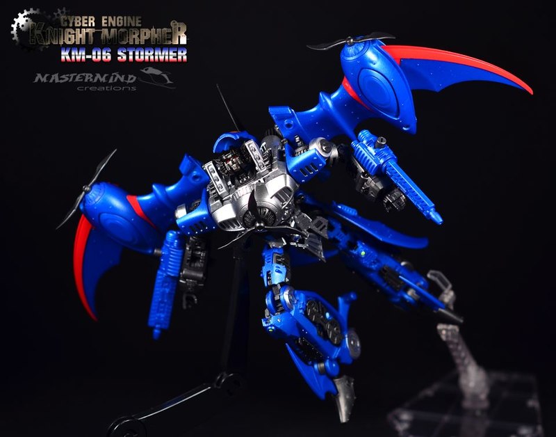Mastermind Creations Knight Morpher Airborne Squad KM-07 Stormer 